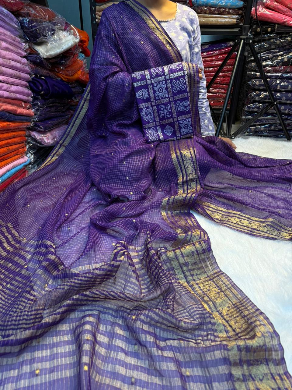 Charming Party Wear Pure Viscose Jacquard Weaving Work Checks Design Rich Pallu Fancy Designer Saree With Elegant Blouse
