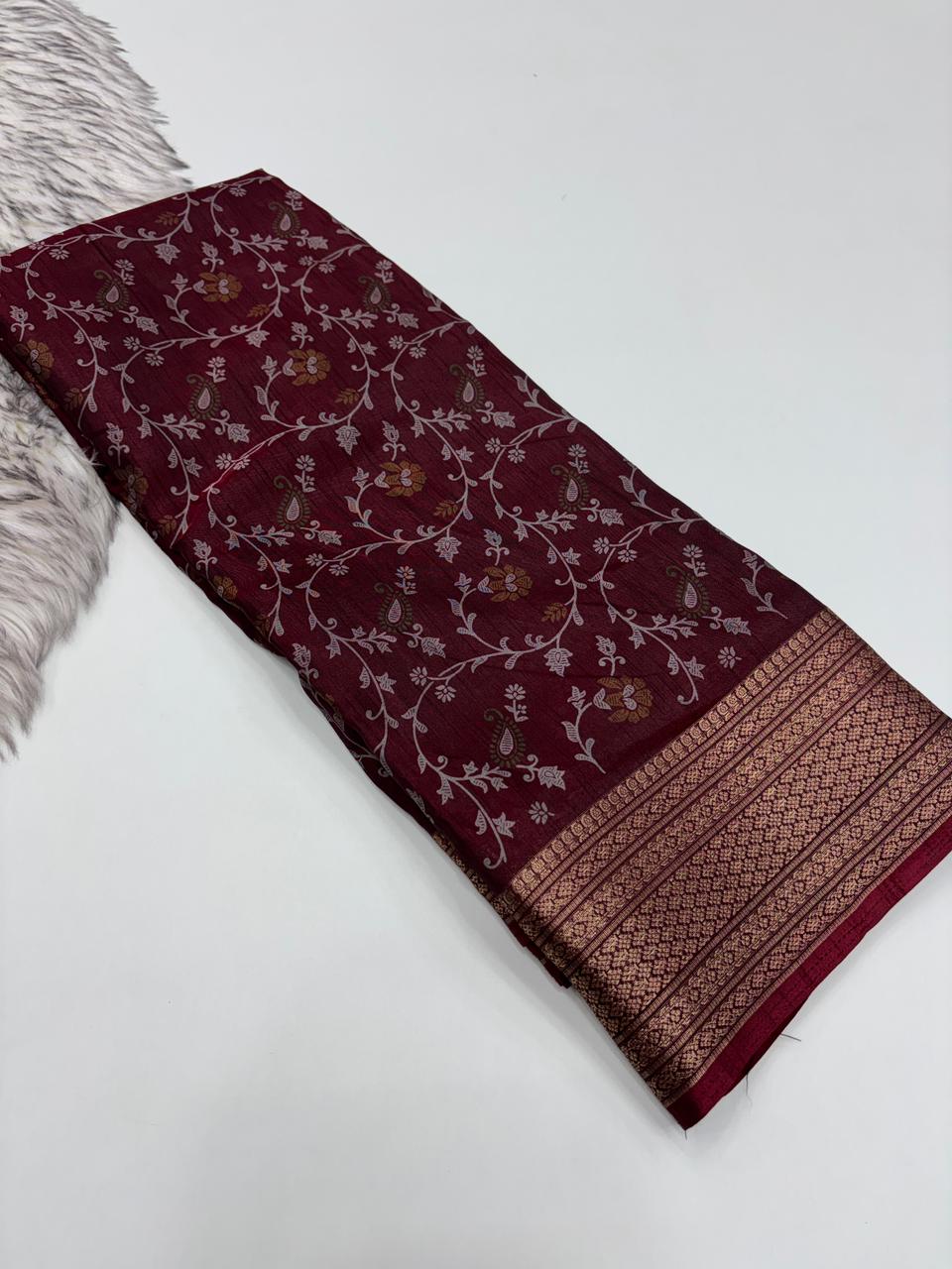Opulent Festive Wear Pure Soft Dola Silk Jacquard Border Pich Pallu Designer Saree With Elegant Blouse Piece