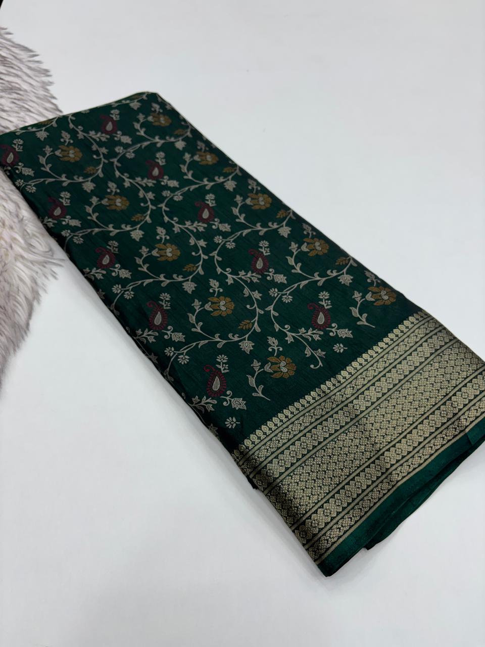 Opulent Festive Wear Pure Soft Dola Silk Jacquard Border Pich Pallu Designer Saree With Elegant Blouse Piece