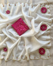 Load image into Gallery viewer, Luxurious Party Wear Off White Color Pure Crush Georgette Chiffon HandWork Fancy Designer Saree With Contrast Blouse Piece
