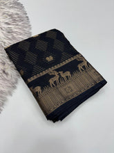 Load image into Gallery viewer, Confounding Festive Wear Pure Soft Georgette Silk Jacquard Border Rich Pallu Designer Saree With Blouse Piece
