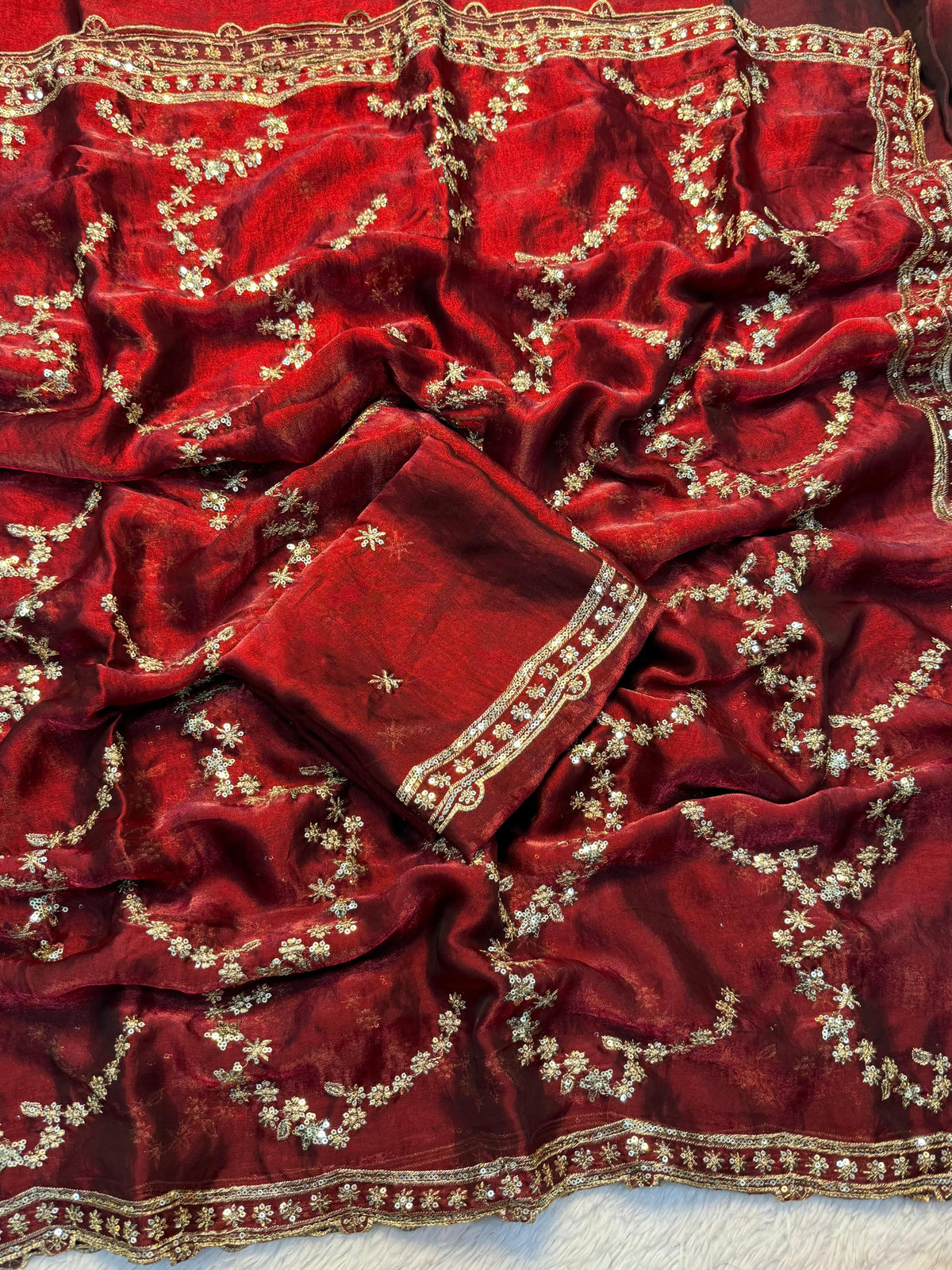 Blooming Function Wear Silk Handwork Fancy Designer Saree With Elegant Blouse Piece