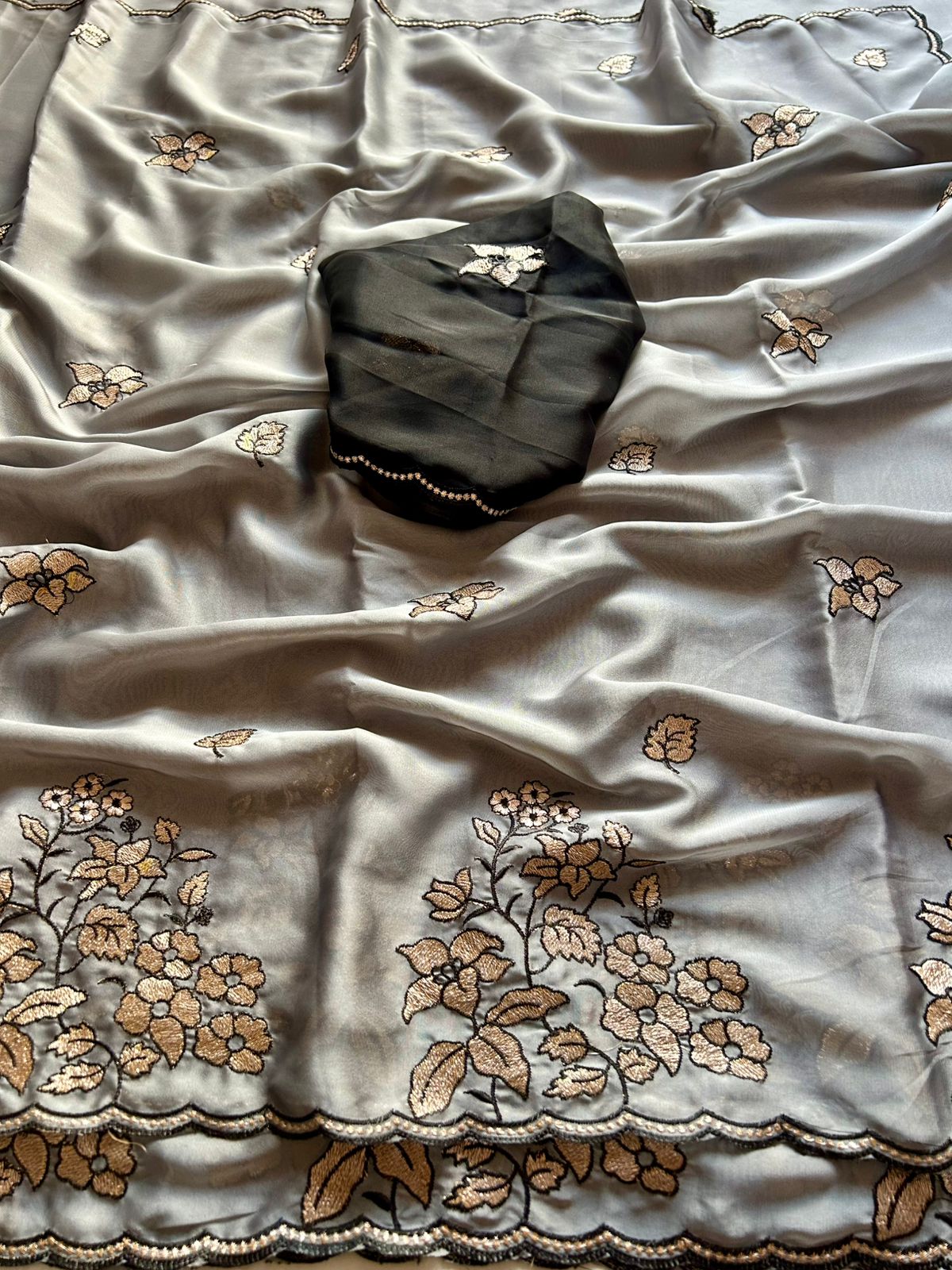 Whimsical Wedding Wear Rangoli Silk Embroidery n Cut Work Border Fancy Saree With Contrast Blouse Piece