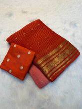 Load image into Gallery viewer, Divine Function Wear Pure Viscose Georgette Jacquard Work n Rich Pallu Fancy Saree With Blouse Piece
