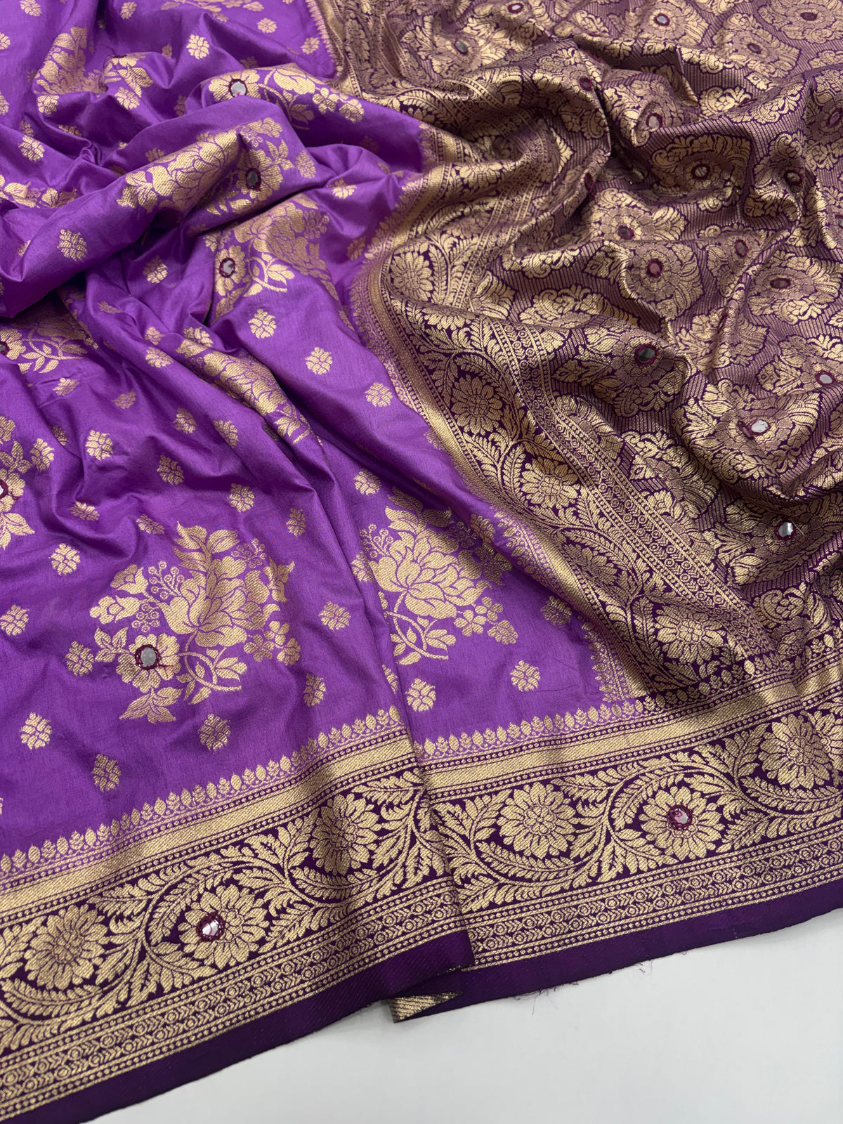 Incomparable Function Wear Pure Silk Jacquard Border Printed Rich Pallu n Mirror Work Fancy Designer Saree