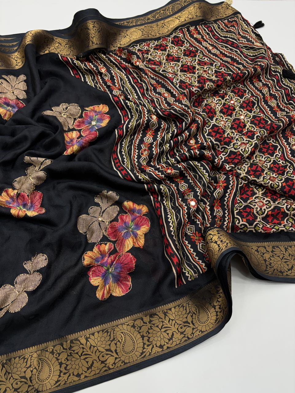 Magnetic Function Wear Pure Silk Rich Pallu n Mirror Work Designer Saree With Blouse Piece