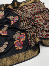 Load image into Gallery viewer, Magnetic Function Wear Pure Silk Rich Pallu n Mirror Work Designer Saree With Blouse Piece
