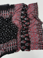 Load image into Gallery viewer, Divine Party Wear Satin Silk Print Rich Pallu n Mirror Work Fancy Saree With Blouse Piece
