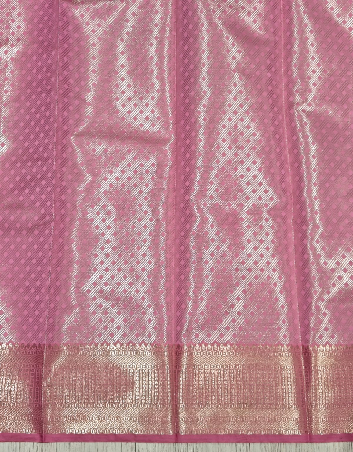 Traditional Function Wear Kanjivaram Silk Zari Weaving Saree With Blouse Piece