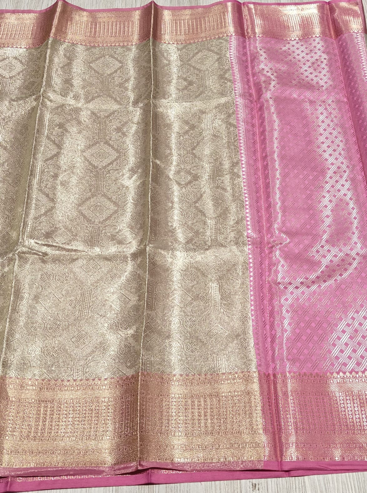 Traditional Function Wear Kanjivaram Silk Zari Weaving Saree With Blouse Piece