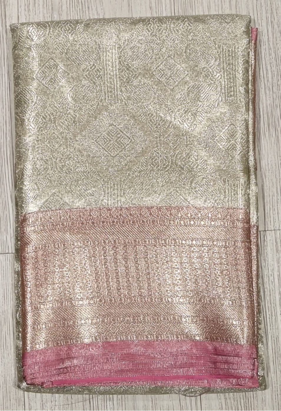 Traditional Function Wear Kanjivaram Silk Zari Weaving Saree With Blouse Piece