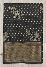 Load image into Gallery viewer, New Party Wear Pure Soft Dola Silk Jacquard Border Fancy Saree
