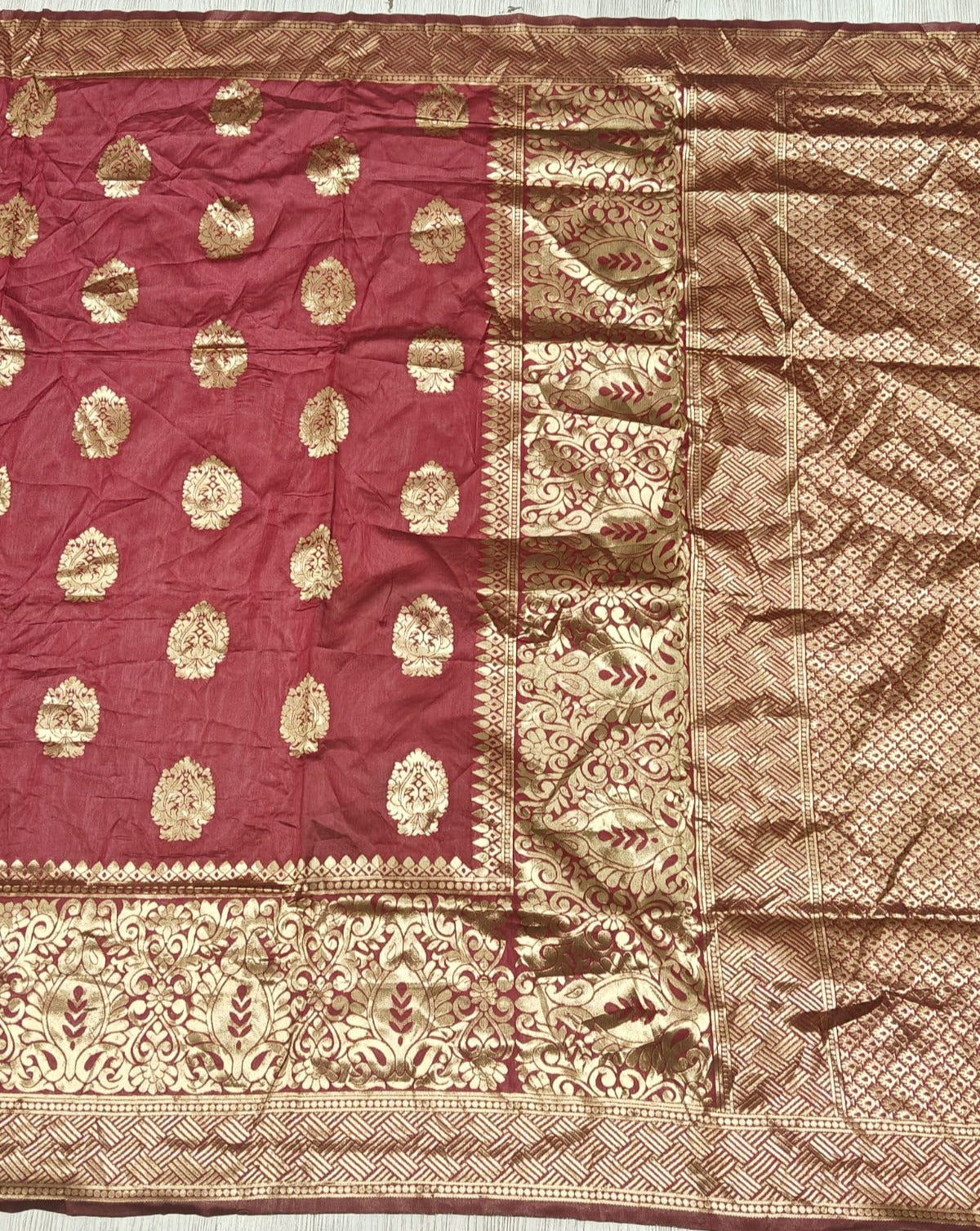 New Festive Wear Banarasi Silk Jacquard Border Fancy Saree With Blouse