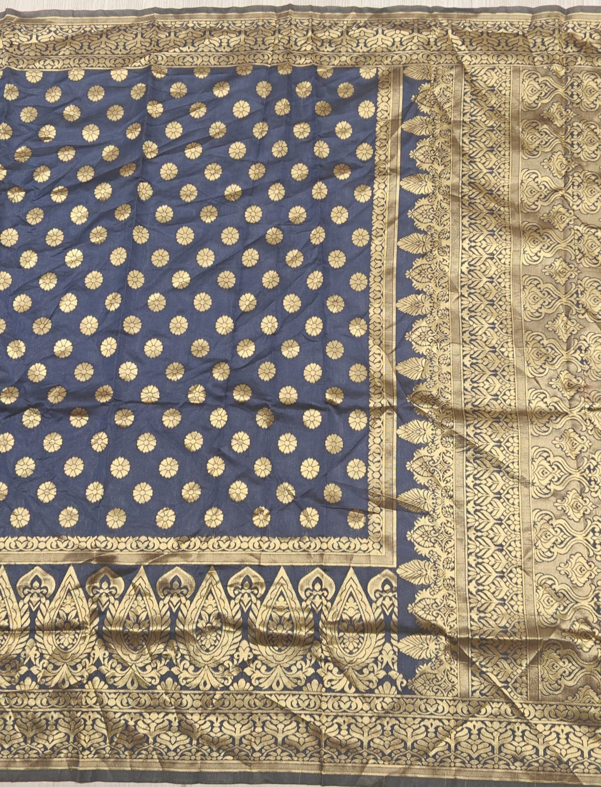 New Party Wear Banarasi  Silk Jacquard Border Saree With Blouse Piece