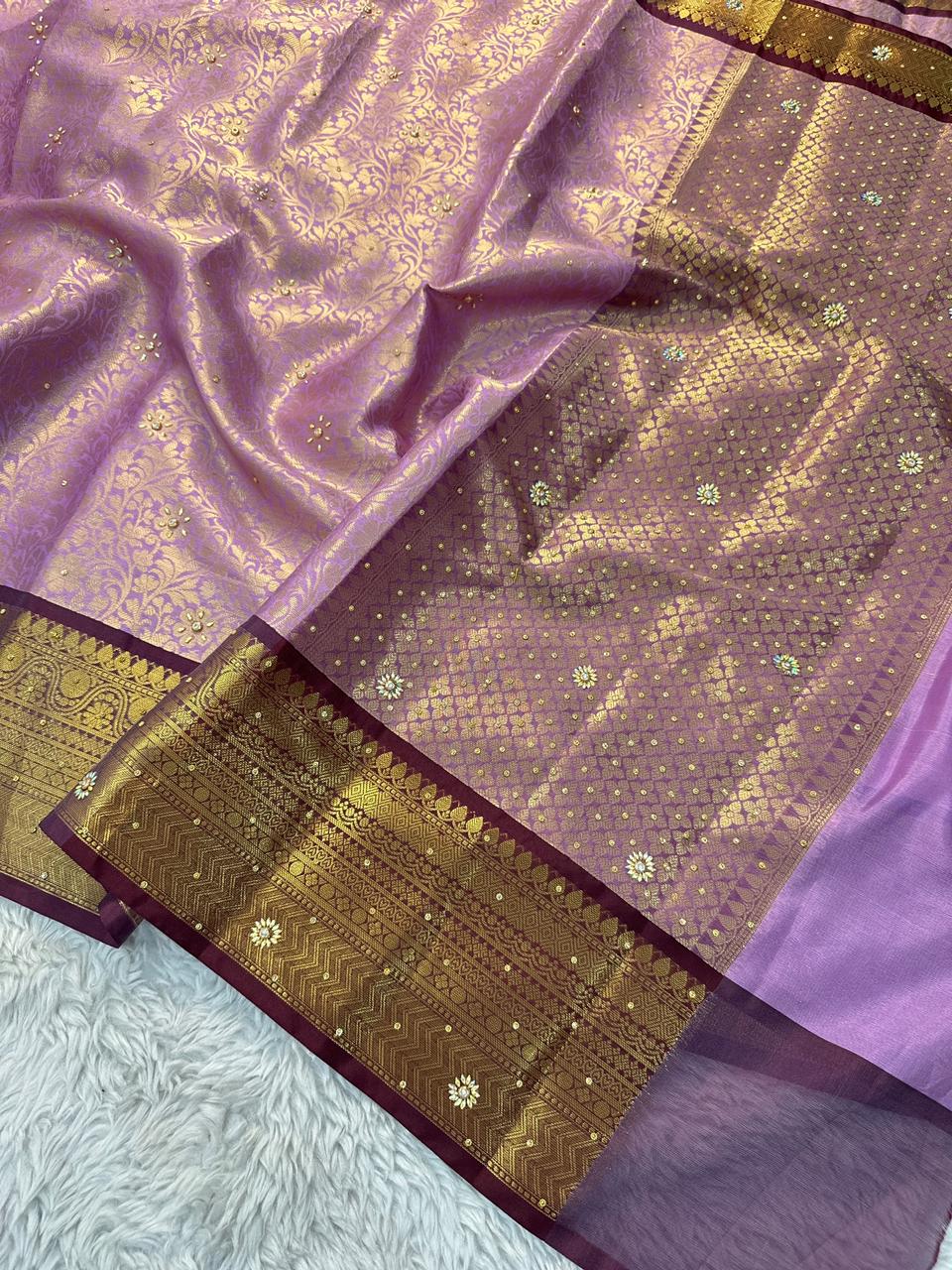 Divine Wedding Wear Banarasi Soft Silk Handstone Work Stunning Pallu n Jacquard Border Saree With Blouse Piece