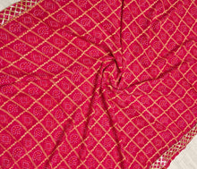 Load image into Gallery viewer, New Georgette Floral Print Saree With Blouse Piece
