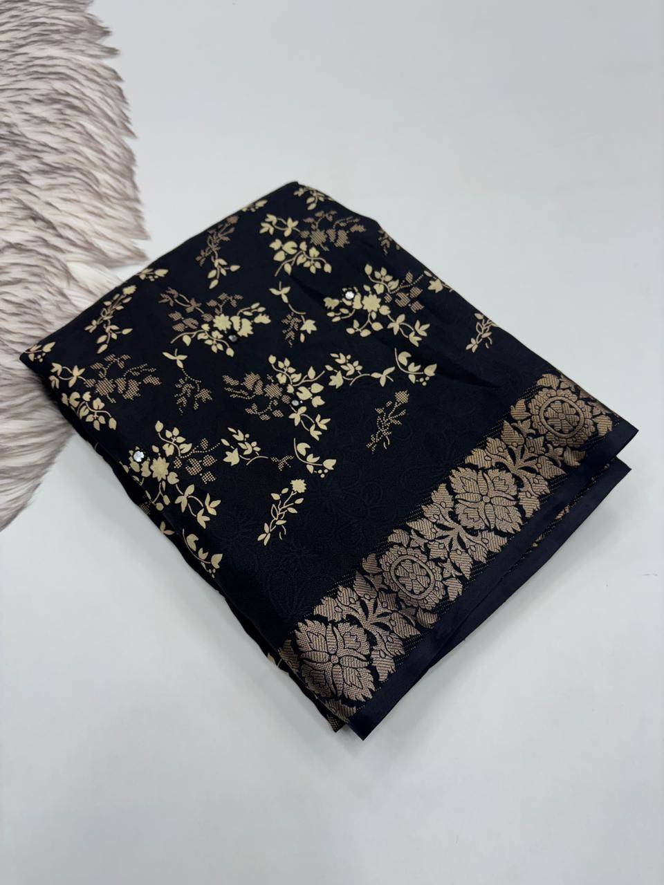 Contemporary Function Wear Silk Printed Rich Pallu n Mirror Work Designer Saree With Blouse Piece