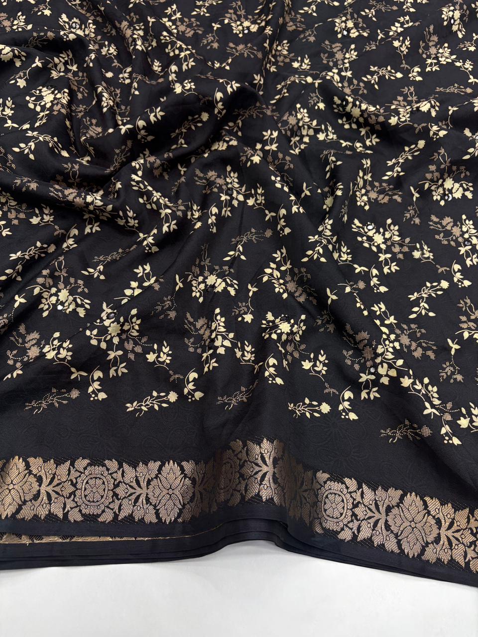 Contemporary Function Wear Silk Printed Rich Pallu n Mirror Work Designer Saree With Blouse Piece