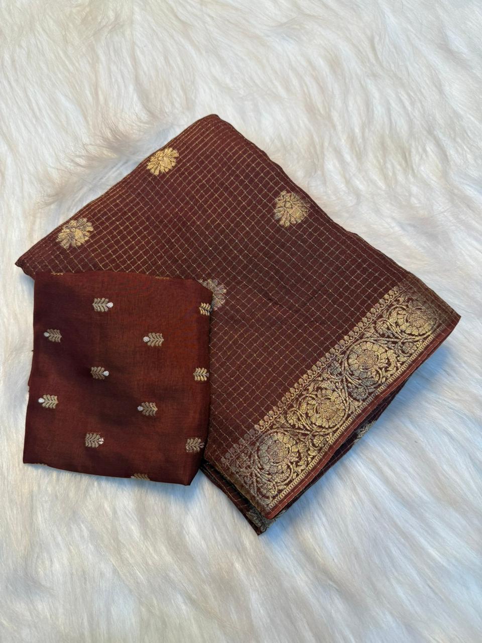 Alverina Festive Wear Pure Viscose Georgette Chex Pallu Zari Design Fancy Saree With Blouse Piece