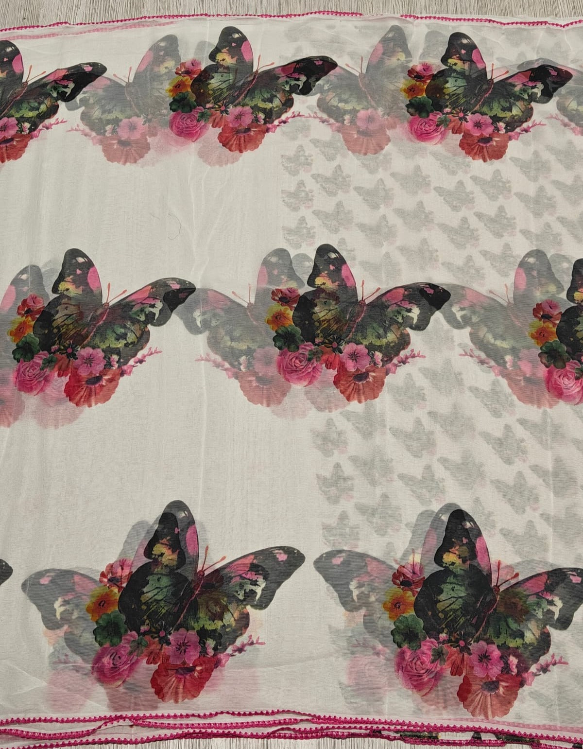 New Party Wear Georgette Print Design Fancy Saree With Blouse Piece