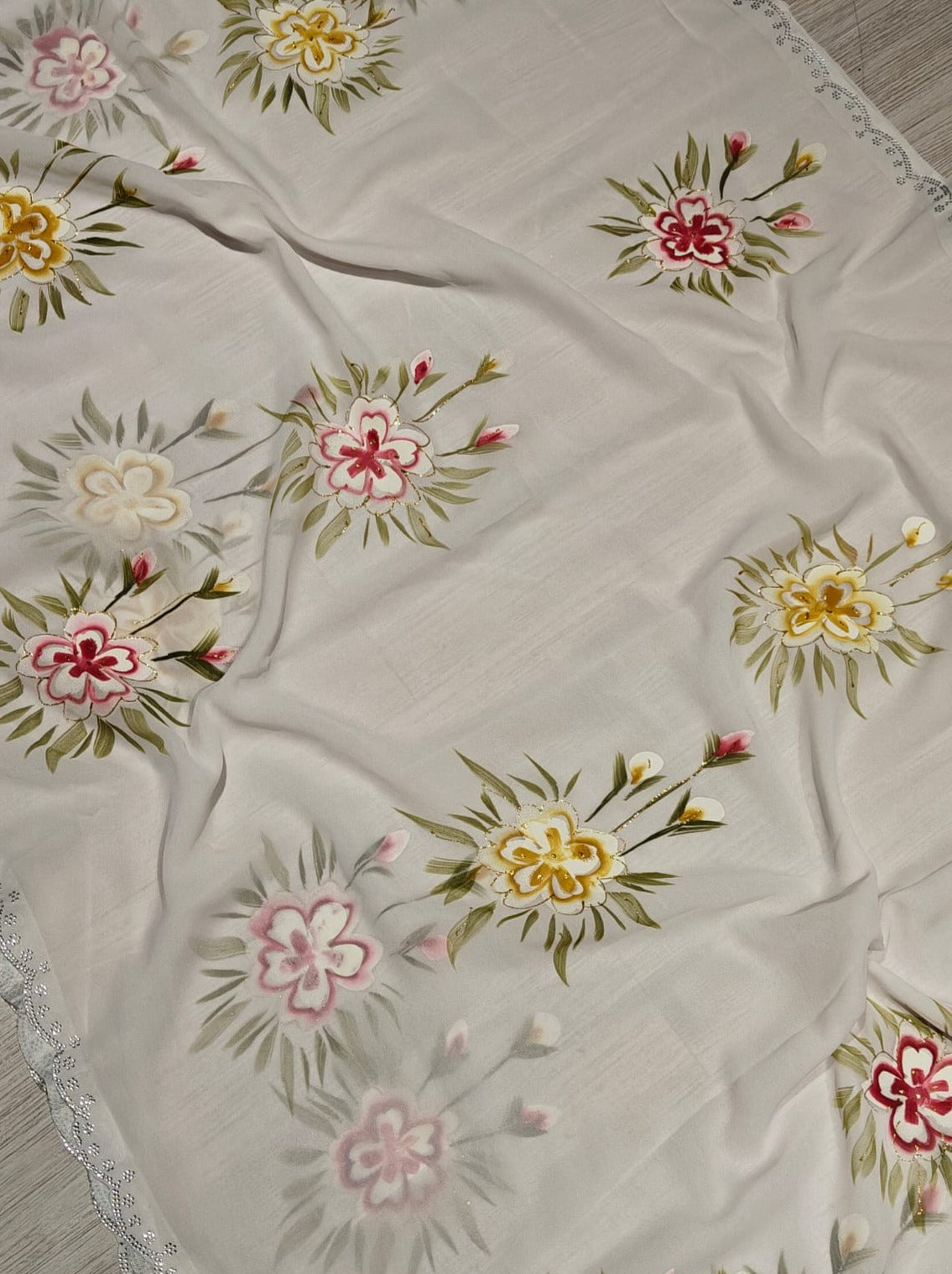 New Partywear White Colour Soft Georgette Handbrush Print With Siroski Cut Work Fancy Designer Saree