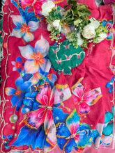 Load image into Gallery viewer, Regal Party Wear Soft Silk Print n Handwork Arco Border Designer Saree With Blouse Piece
