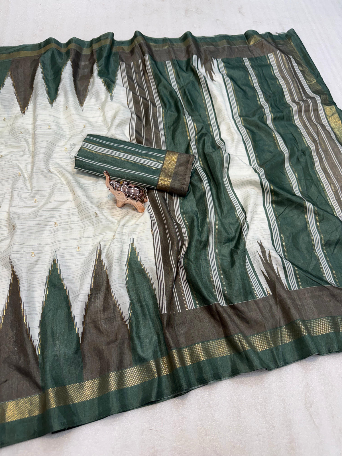 Adorable Function Wear Pure Soft Dola Silk Jacquard Border Fancy Saree With Blouse Piece