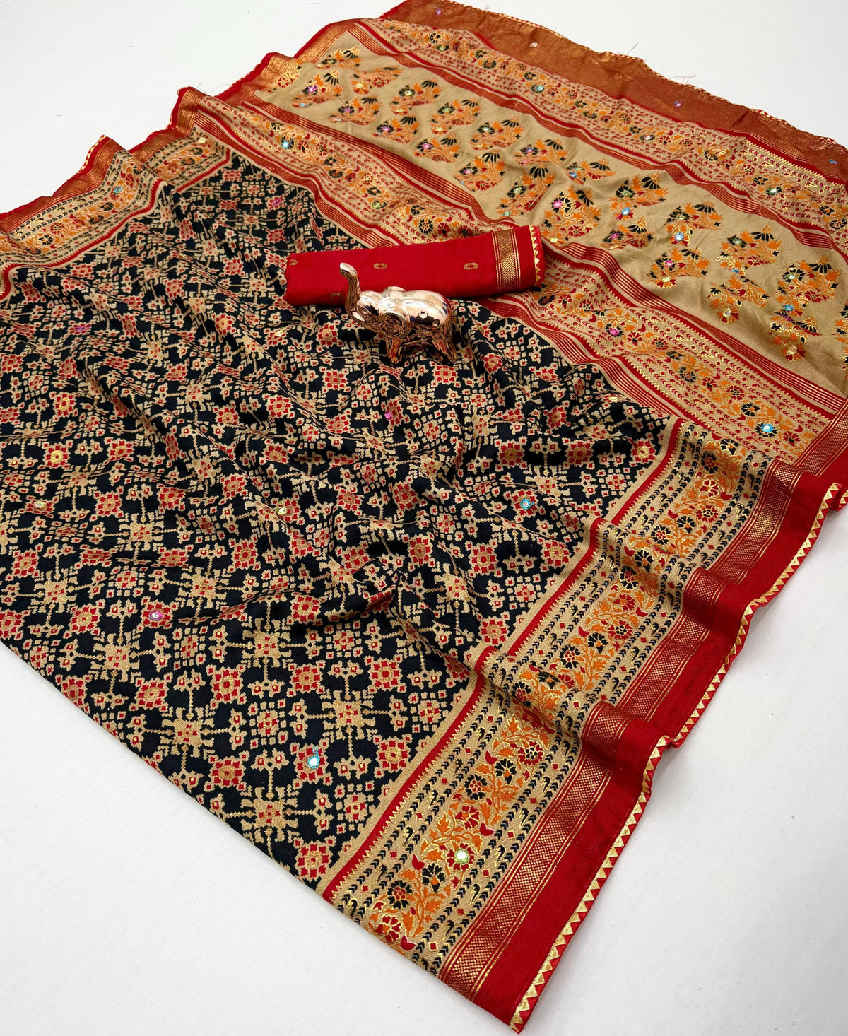 Dazzling Festive Wear Pure Soft Silk Print With Mirror Work Fancy Saree For Women