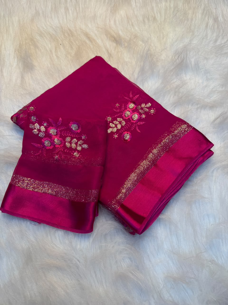 Glamorous Pure Viscose Georgette With Satin Border n Sequence Work Saree With Blouse Piece