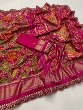 Load image into Gallery viewer, Graceful Party Wear Pure Soft Silk Jacquard Work Lace Border Fancy Designer Saree With Blouse Piece

