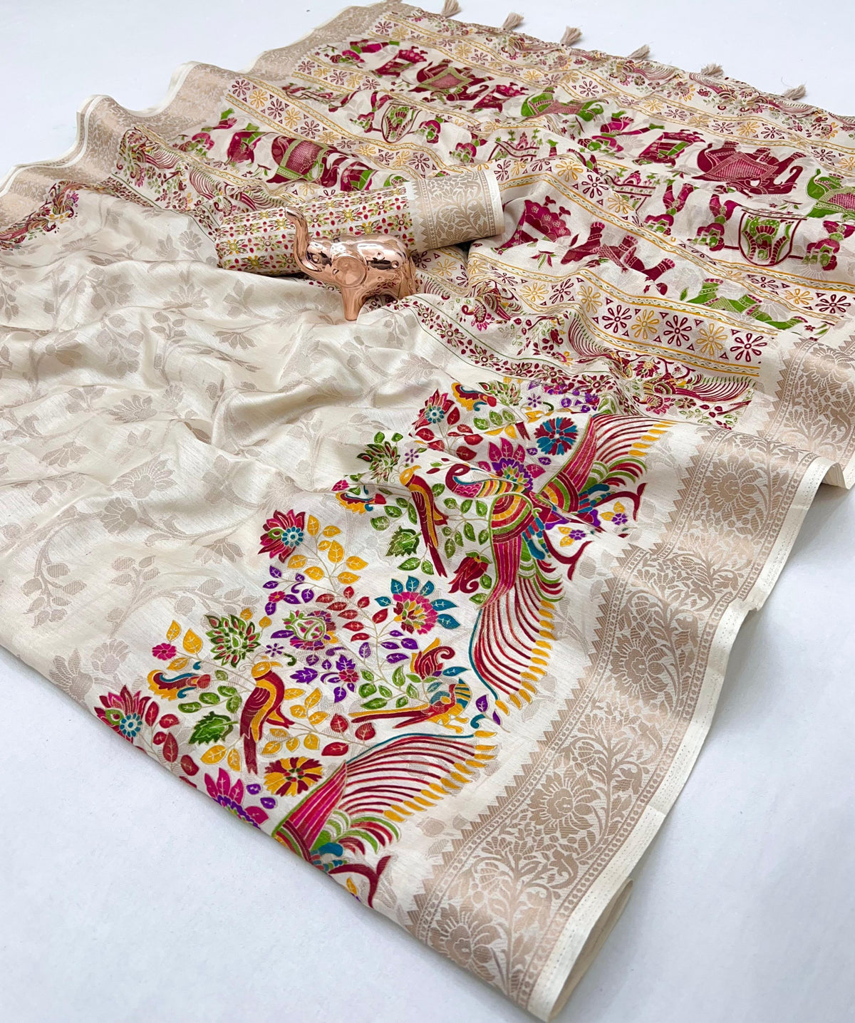 Graceful Function Wear Soft Tussar Silk Jacquard Weaving Work Rich Pallu Fancy Saree With Blouse Piece