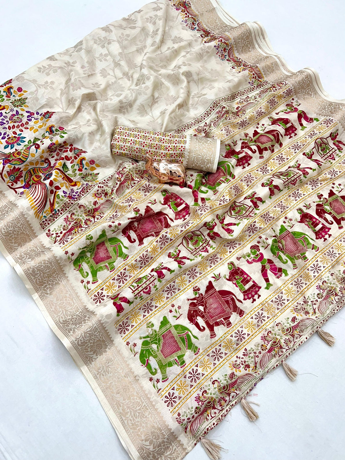 Graceful Function Wear Soft Tussar Silk Jacquard Weaving Work Rich Pallu Fancy Saree With Blouse Piece
