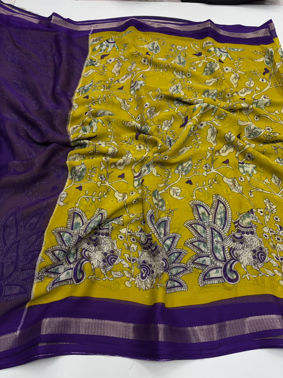 Alverina Festive Wear Pure Soft Georgette Jacquard Border Rich Pallu Print Design Saree With Blouse Piece
