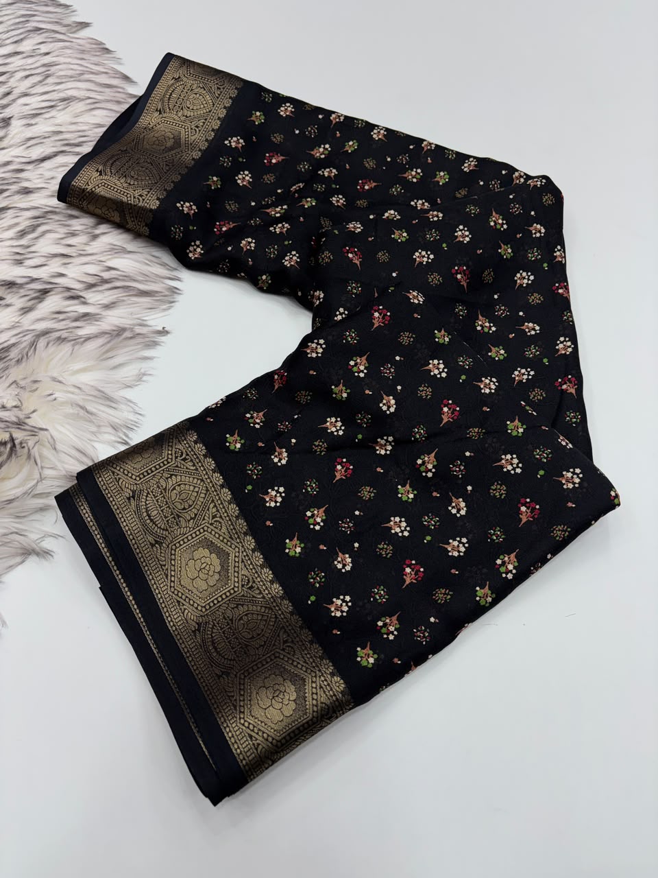 Adorning Party Wear Pure Soft Dola Silk Jacquard Border Rich Pallu Print Design Saree With Blouse Piece