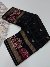 Load image into Gallery viewer, Effervescent Festive Wear Pure Soft Dola Silk Jacquard Border Rich Pallu Fancy Saree With Blouse Piece
