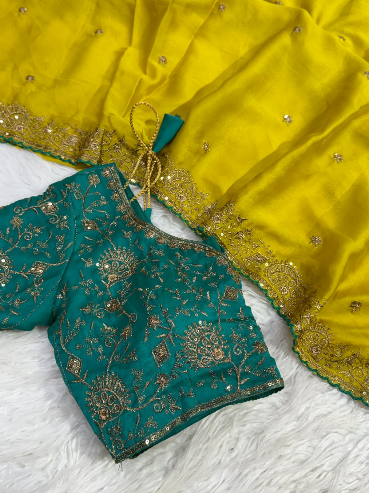 Divine Function Wear Soft Rangoli Silk Heavy Embroidery Work Designer Saree With Contrast Blouse Piece