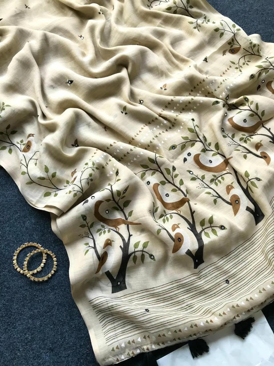 Adorable Function Wear Silk Kalamkari Print n Aari Mirror Work Rich Pallu Fancy Saree With Contrast Blouse Piece