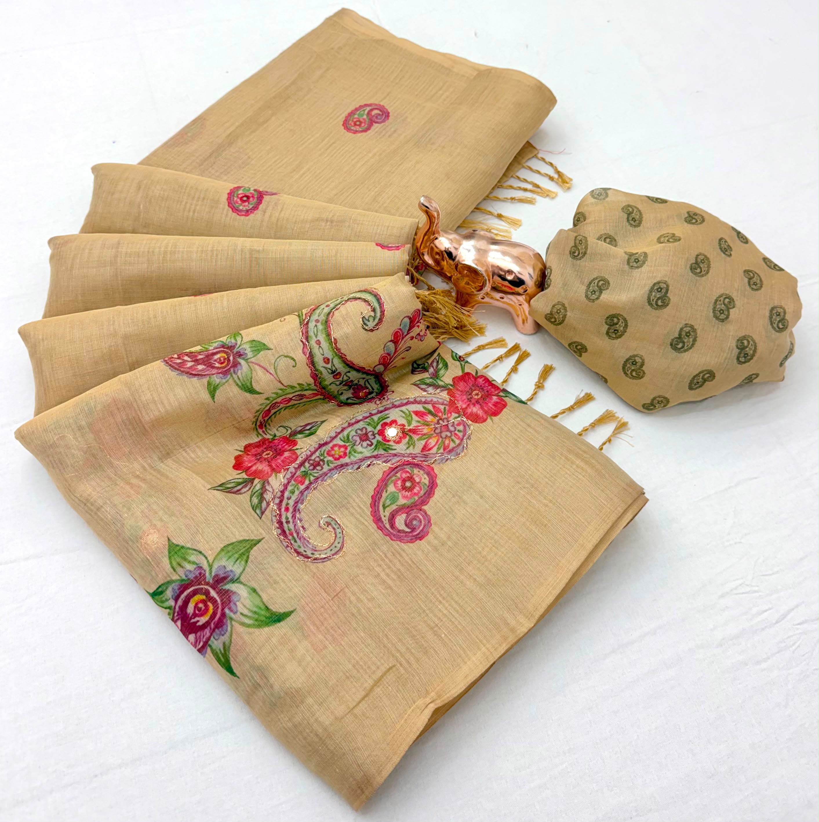 Innovative Function Wear Tissue Silk Digital Print Fancy Saree With Blouse Piece