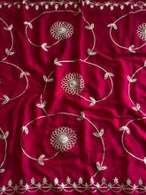 Load image into Gallery viewer, Dazzling Party Wear Georgette Gotapatti Work Designer Saree With Blouse Piece
