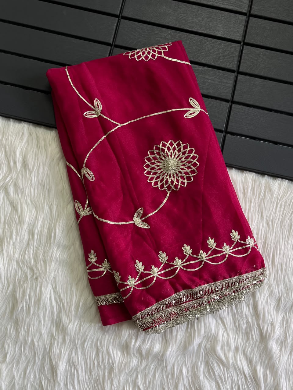 Dazzling Party Wear Georgette Gotapatti Work Designer Saree With Blouse Piece