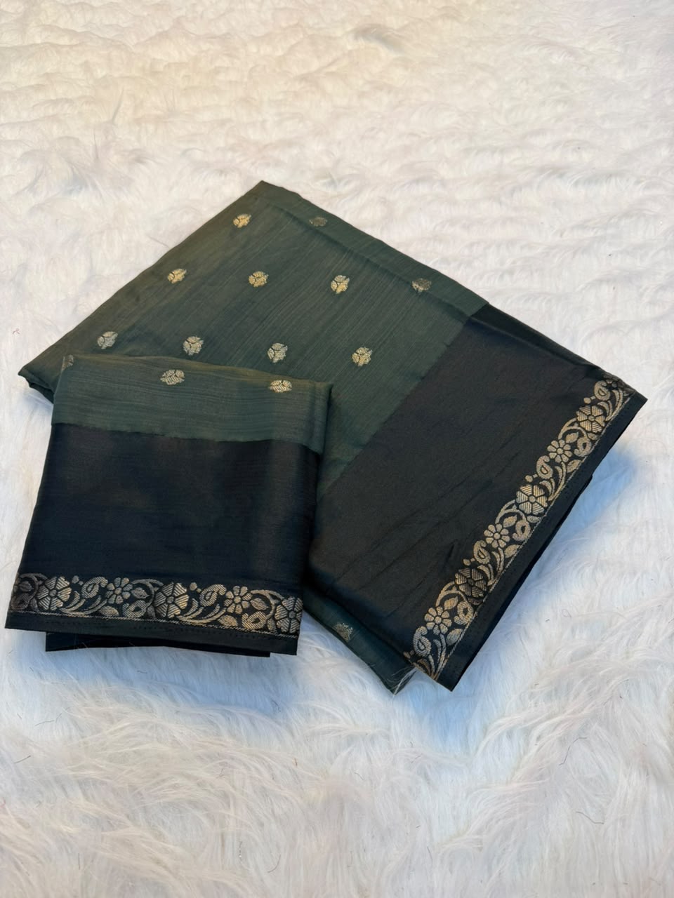 Incredible Function Wear Soft Tussar Silk Jacquard Weaving Work Rich Pallu Fancy Saree With Blouse Piece