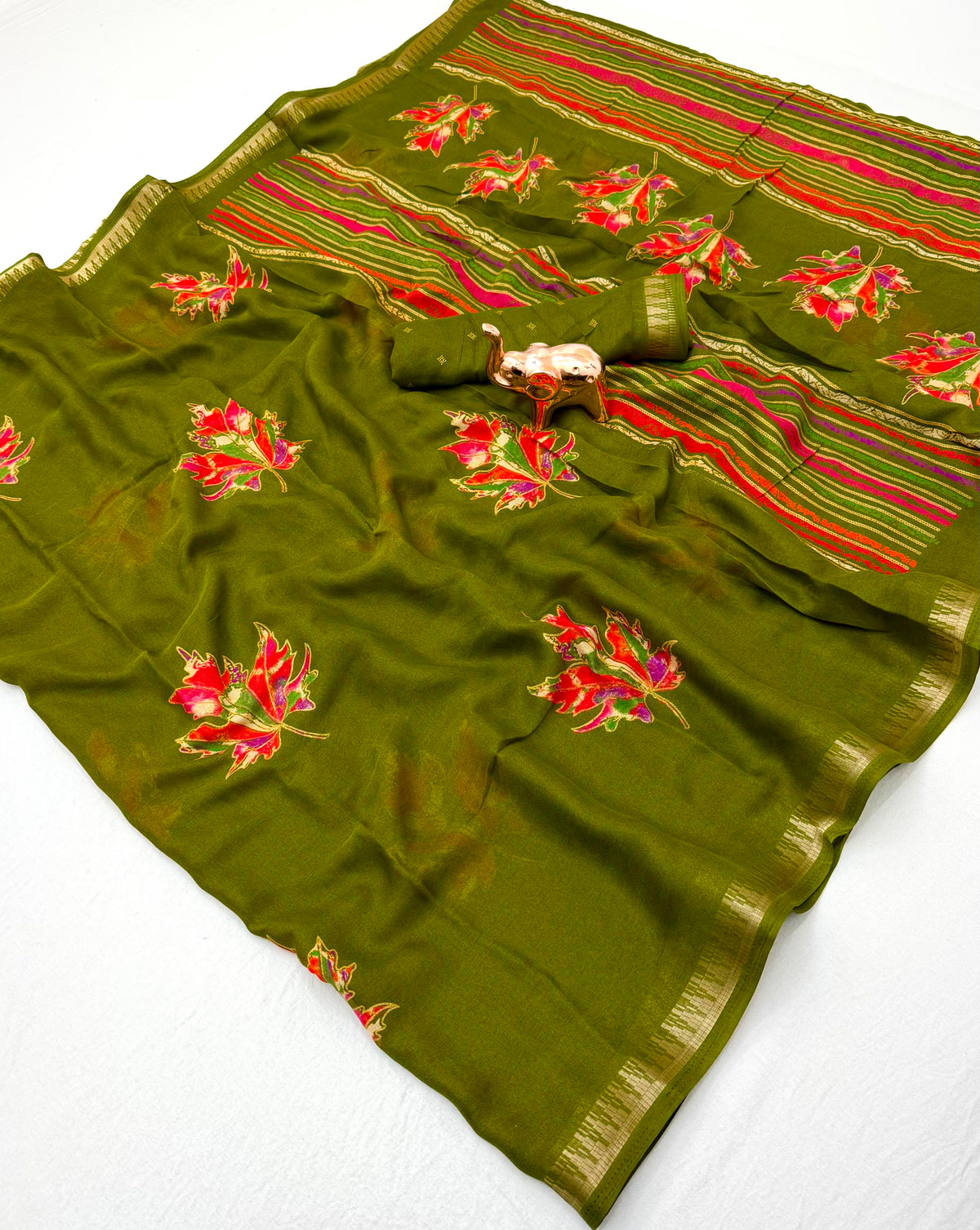 Adorable Function Wear Soft Silk Floral Print Jacquard Border Rich Pallu Fancy Saree With Blouse Piece