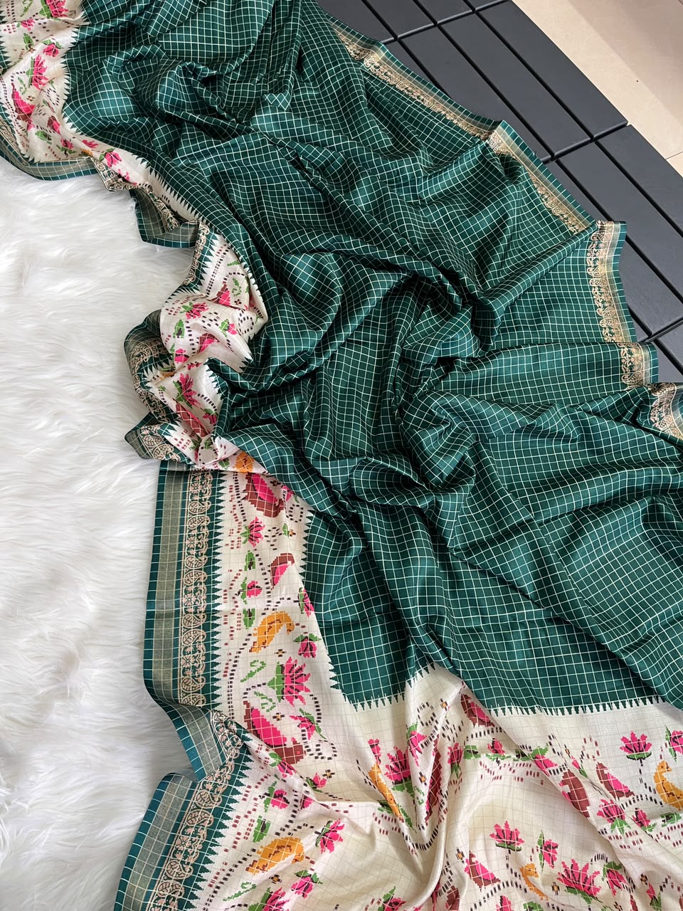Desiring Function Wear Soft Linen Cotton Print n Rich Pallu Saree With Blouse Piece