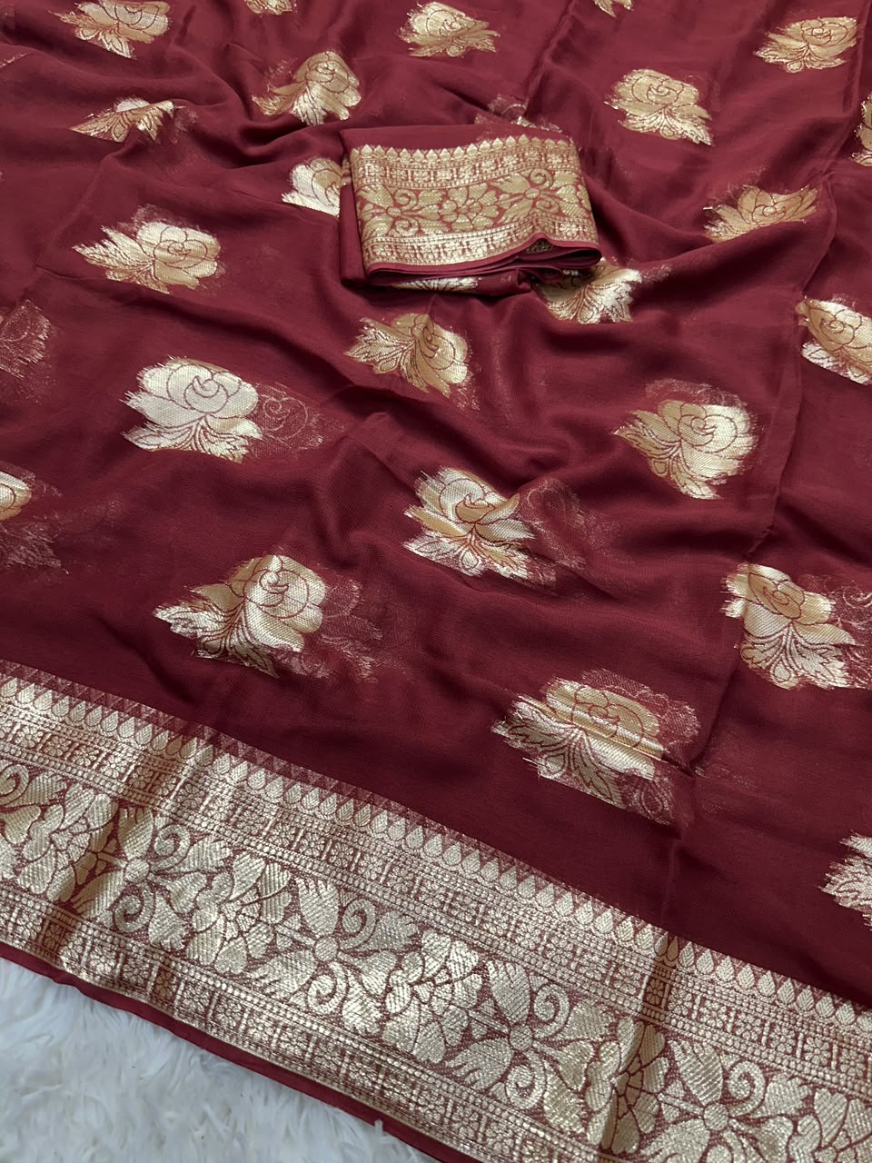 Gorgeous Function Wear Viscose Georgette Jacquard Zari Work Saree With Blouse Piece
