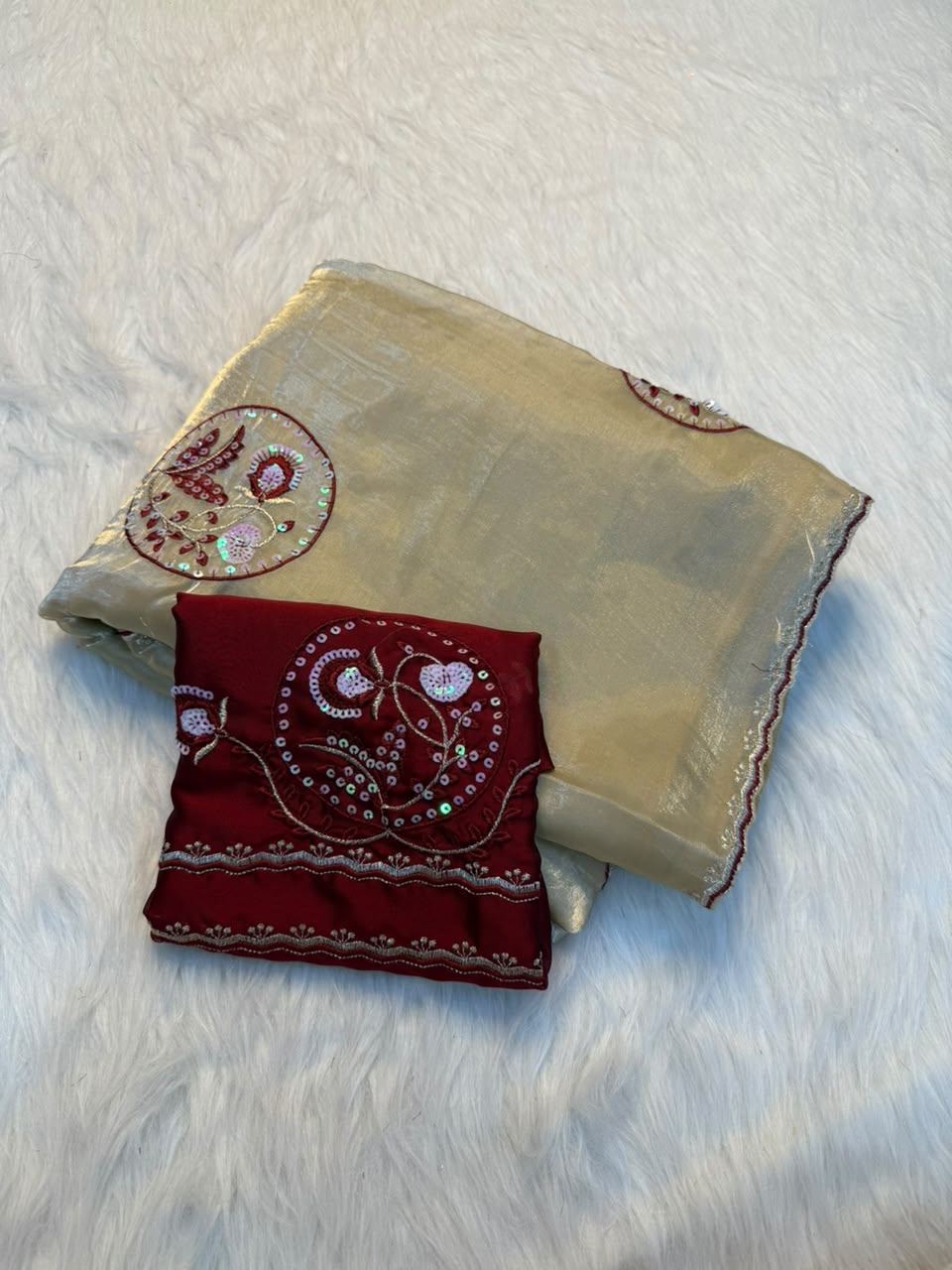 Impressive Festive Wear Soft Silk Embroidery Thread Work Saree With Contrast Blouse Piece