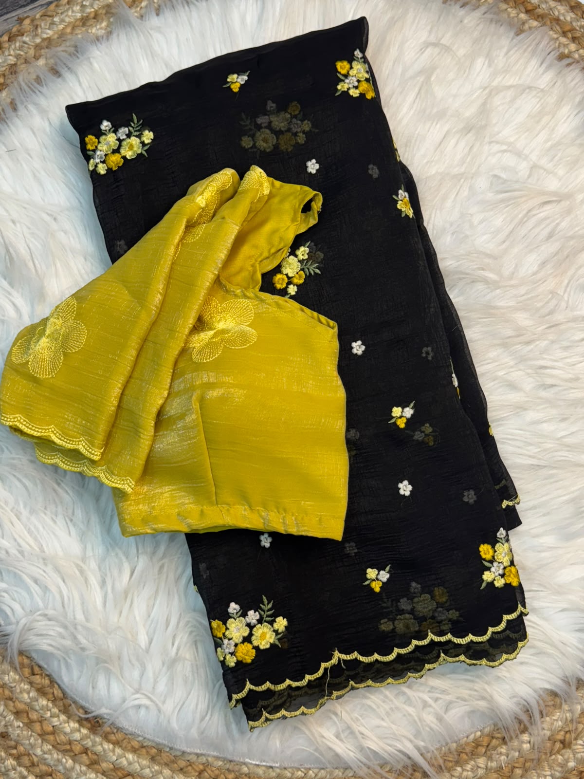 Whimsical Party Wear Crunchy Silk Embroidery Work Saree With Unstitced Blouse Piece