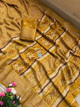 Load image into Gallery viewer, Splendorous Function Wear Silk Jacquard Weaving Border n Rich Pallu Fancy Saree With Blouse Piece
