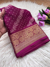 Load image into Gallery viewer, Incomparable Festive Wear Silk Jacquard Weaving Border n Rich Pallu Designer  Saree With Blouse Piece
