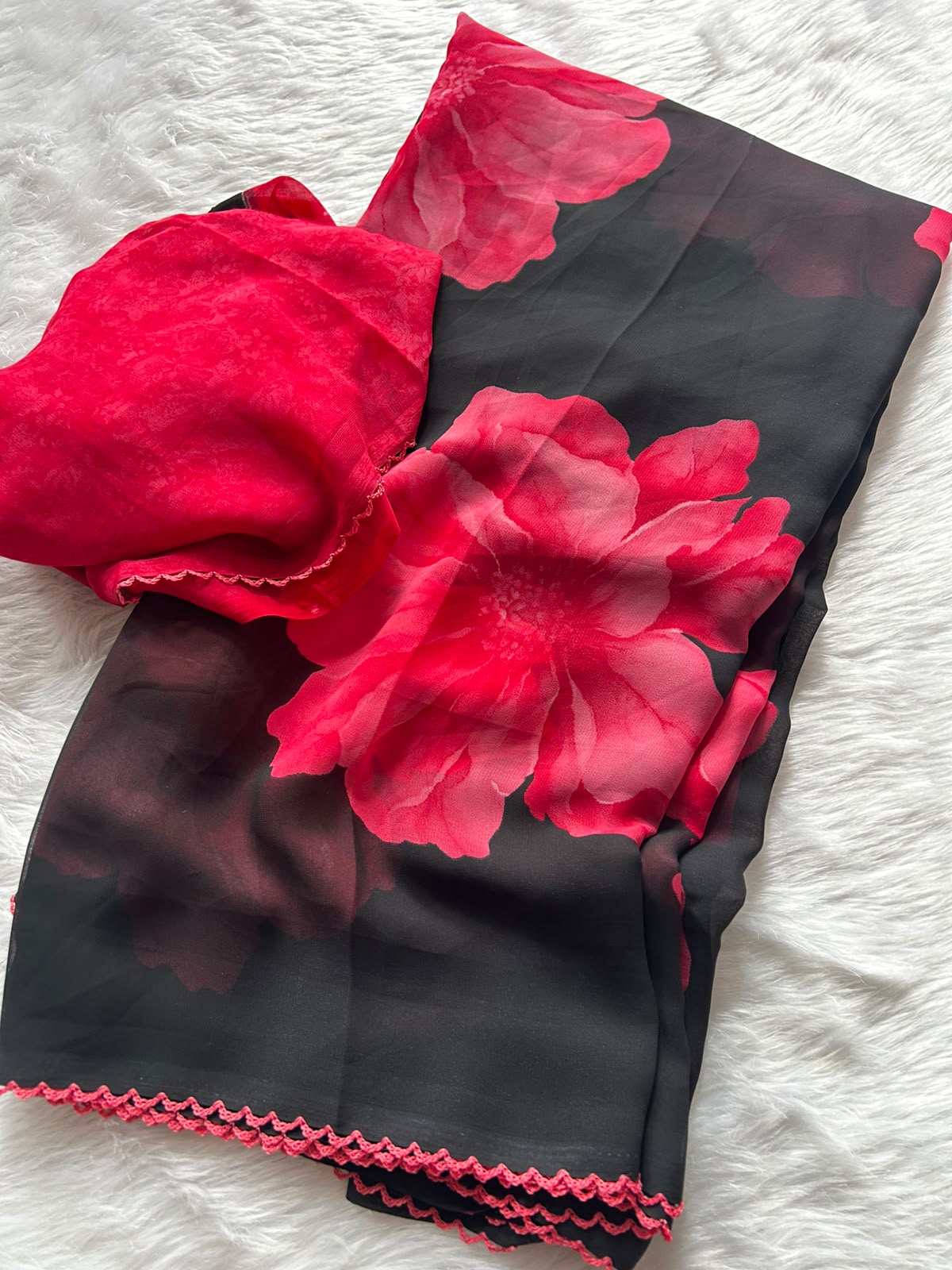 Stunning Festive Wear Soft Georgette Floral Print Designer Saree With Blouse Piece