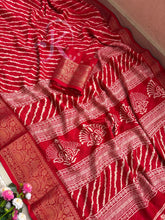 Load image into Gallery viewer, Quintessential Function Wear Silk Jacquard Weaving Border n Rich Pallu Fancy Saree With Blouse Piece
